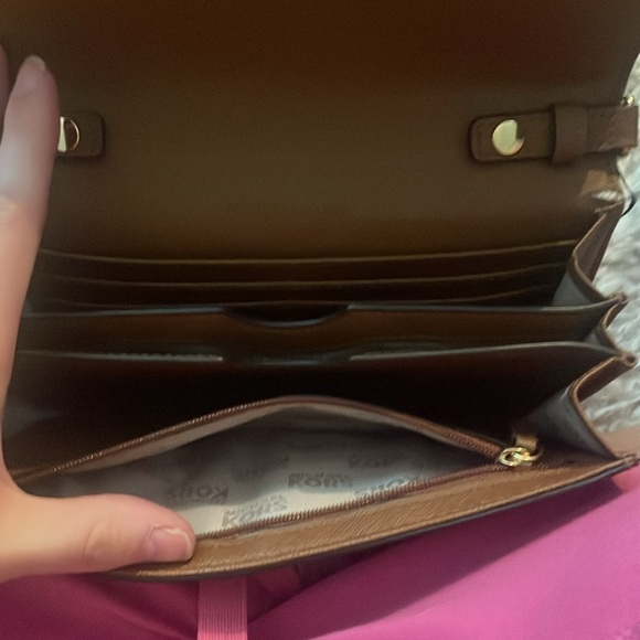 Michael Kors crossbody - Picture 4 of 6